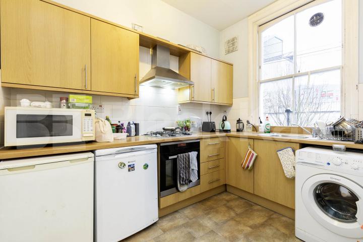 Spacious 3 bedroom property located in Highbury close to Arsenal Station  Drayton Park, Highbury